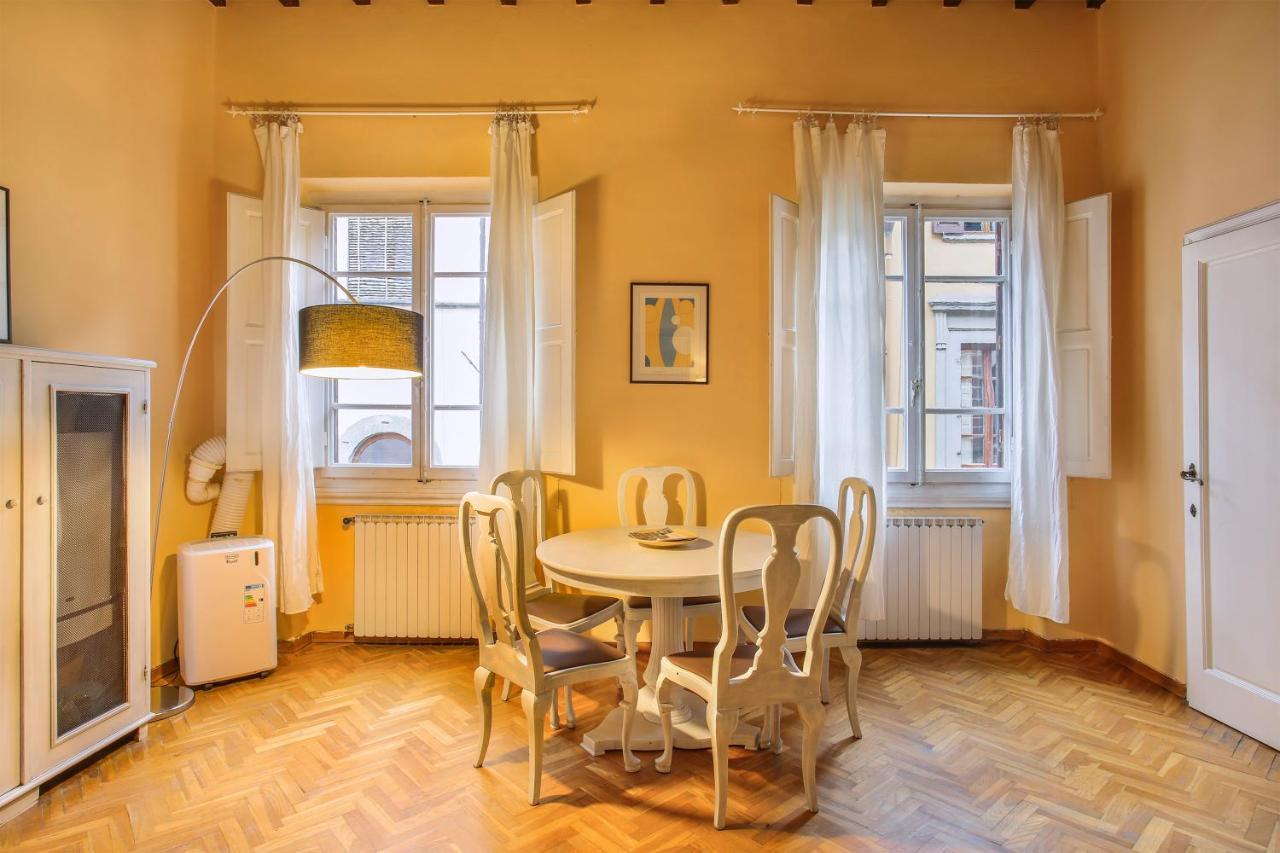“Gem In Luxurious Street” Wi-Fi Apartment Florence Luaran gambar