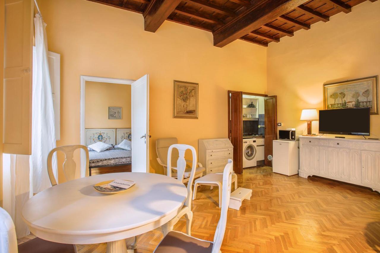 “Gem In Luxurious Street” Wi-Fi Apartment Florence Luaran gambar