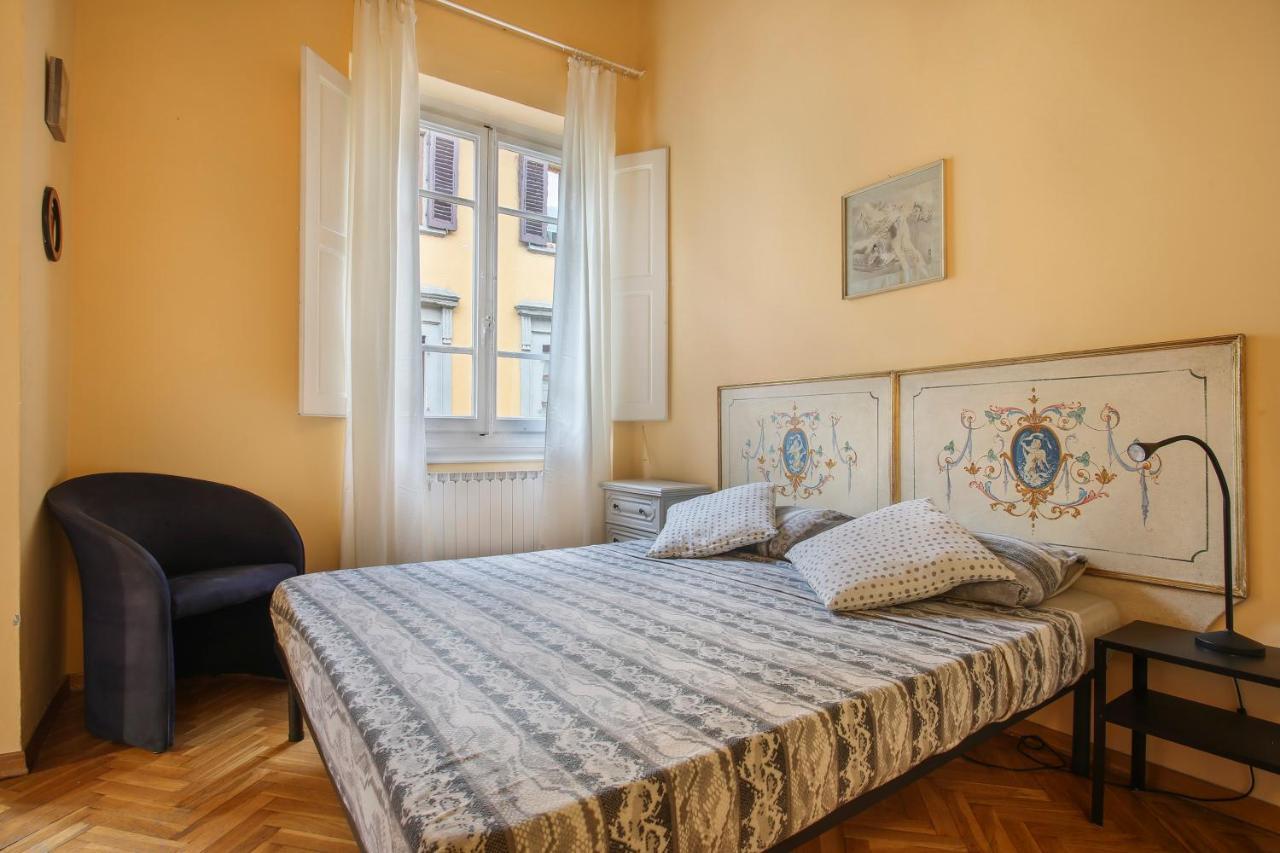 “Gem In Luxurious Street” Wi-Fi Apartment Florence Luaran gambar